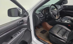 Jeep Grand cherokee 3.6* V6* 8ZF* OVERLAND* ДИСТРОНИК* ОБДУХВАНЕ* КАМЕ, снимка 5
