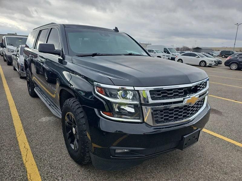 Chevrolet Suburban, снимка 1 - Автомобили и джипове - 48757517