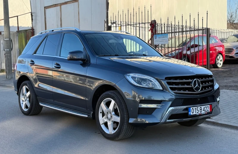 Mercedes-Benz ML 350 BluTec AMG Line 4 Matic Внос Швейцария, снимка 1 - Автомобили и джипове - 49424522