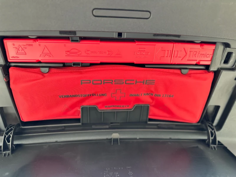 Porsche Cayenne S. Full екстри, снимка 11 - Автомобили и джипове - 52293652