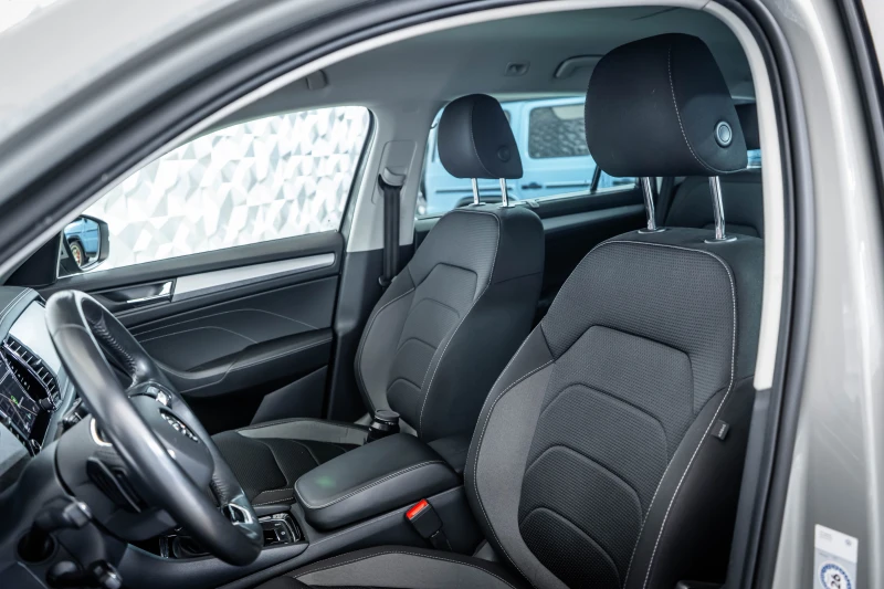 Skoda Kodiaq 2.0 TDI * LED* DSG* Подгрев, снимка 12 - Автомобили и джипове - 52827163