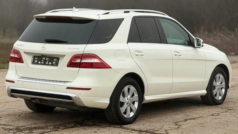 Mercedes-Benz ML 350 CDi 258к.с * AMG-пакет* * Навигация* * Шибедах* , снимка 6 - Автомобили и джипове - 53272959