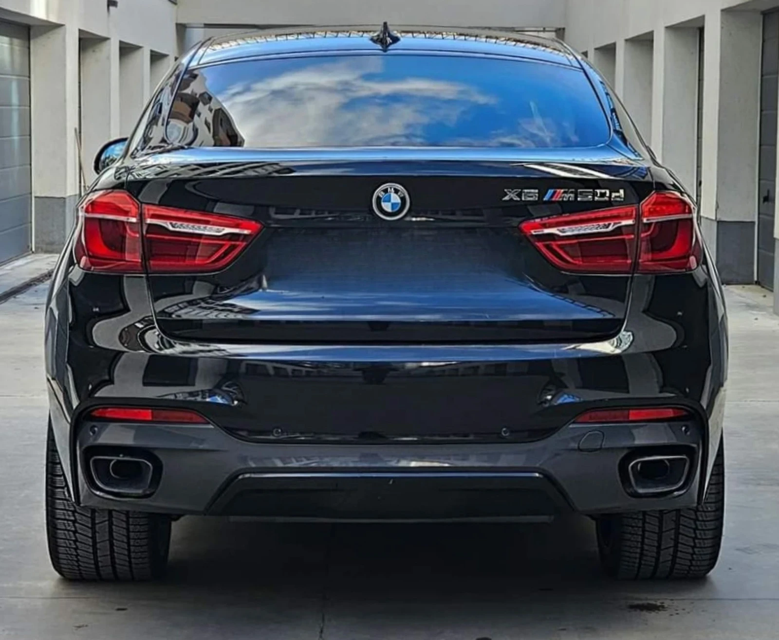 BMW X6 BMW X6 M50d M PREMIUM* Digital* HUD* ASSIST* L7* A - изображение 6