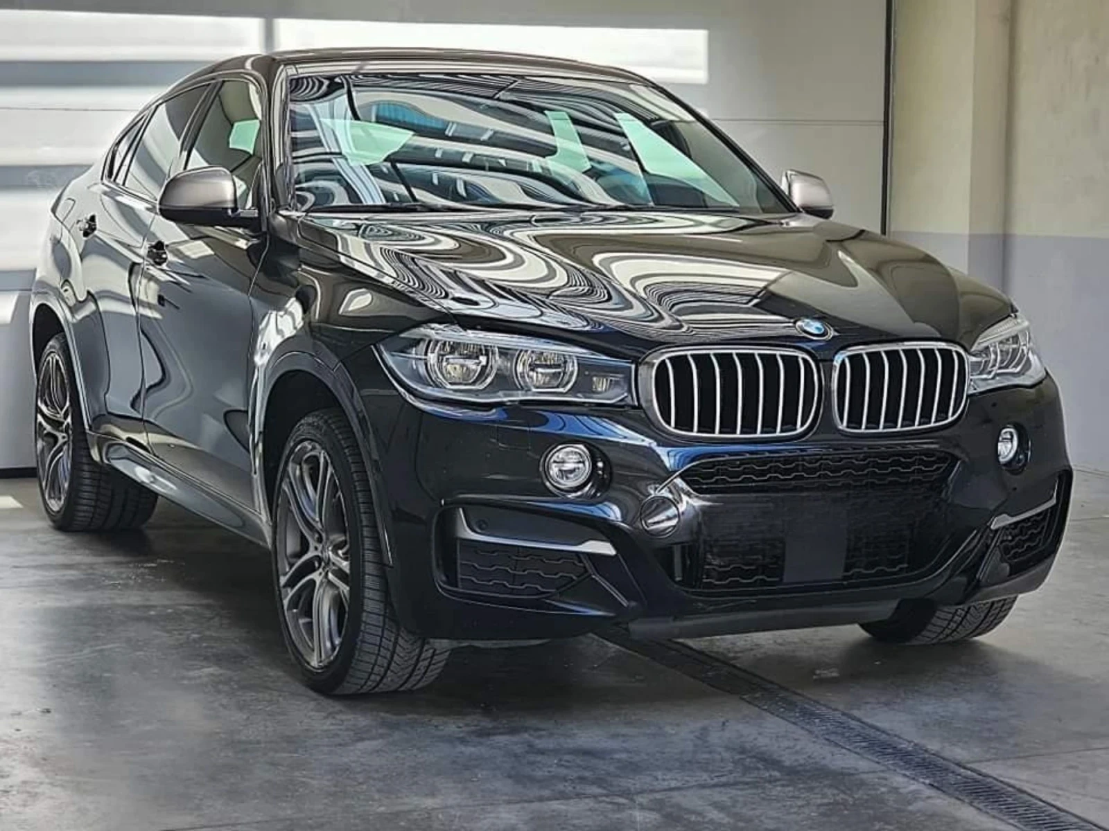 BMW X6 BMW X6 M50d M PREMIUM* Digital* HUD* ASSIST* L7* A - изображение 2