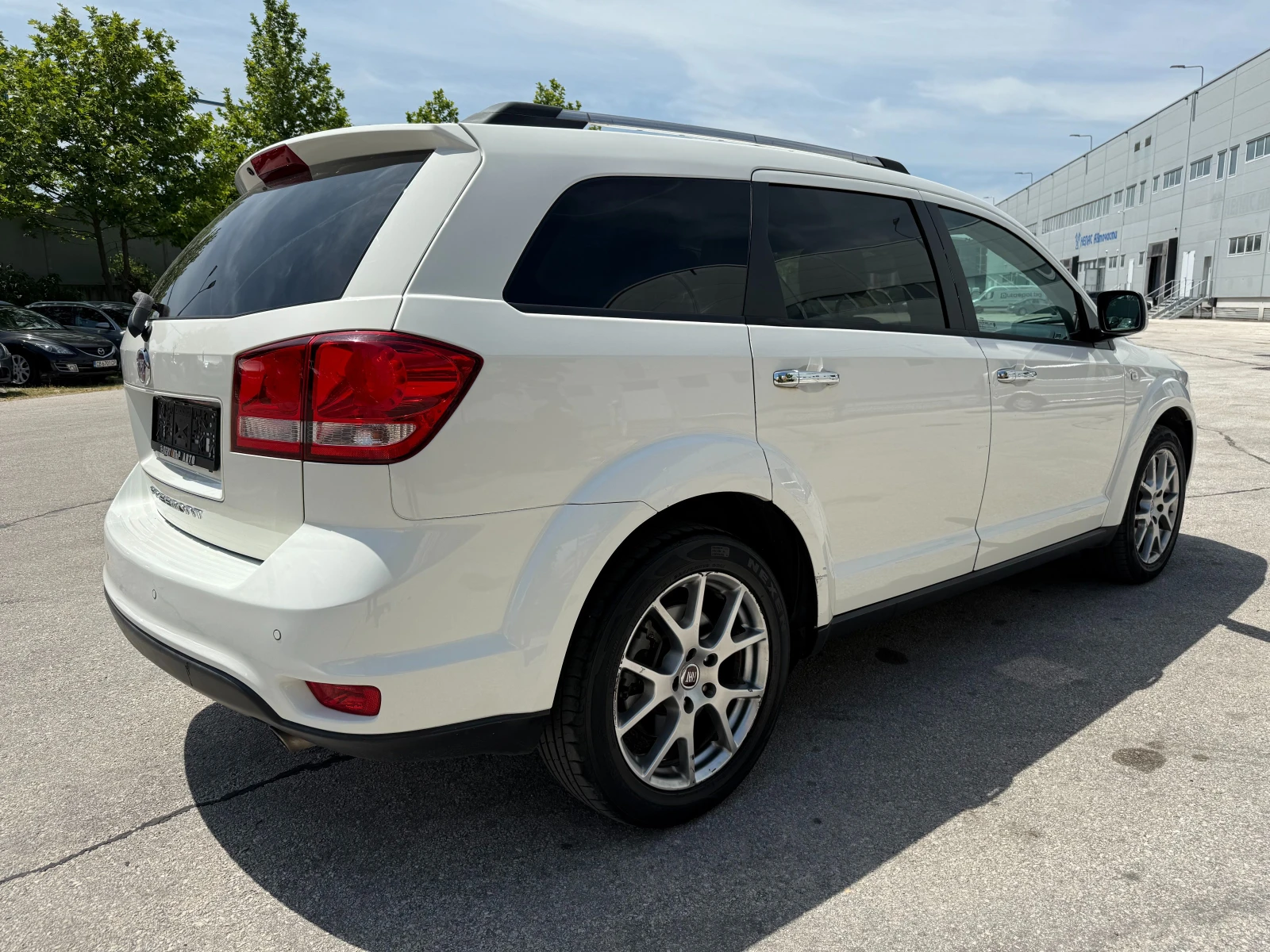 Fiat Freemont 2.0d 140 к.с. - изображение 4