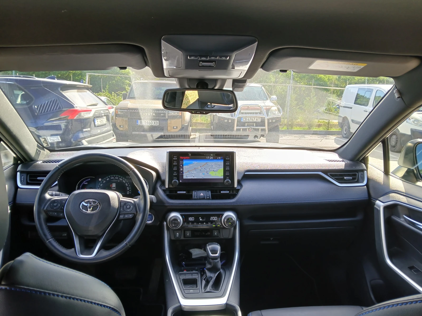 Toyota Rav4  - изображение 8