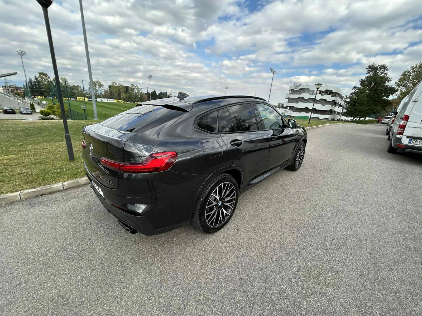 BMW X4 M40D - изображение 3