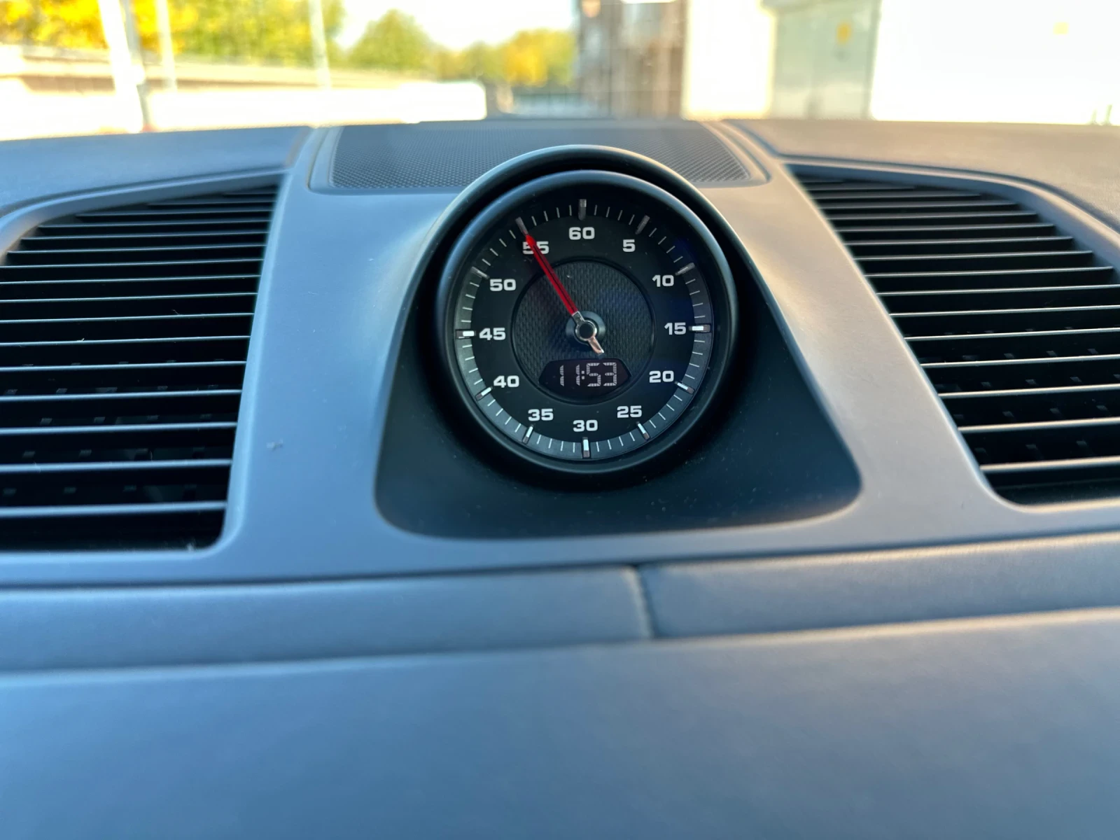 Porsche Cayenne S. Full екстри - изображение 6