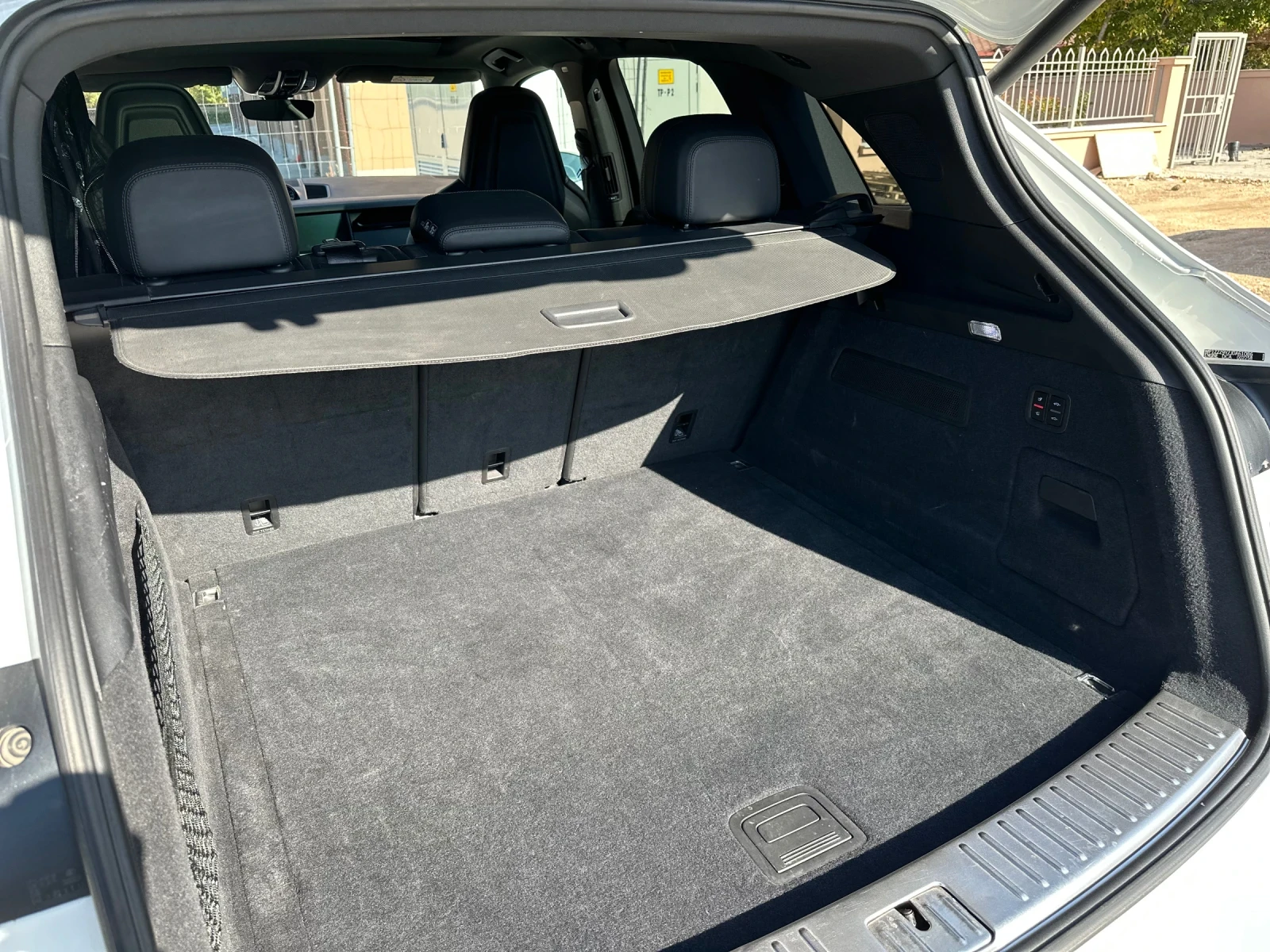 Porsche Cayenne S. Full екстри - изображение 10