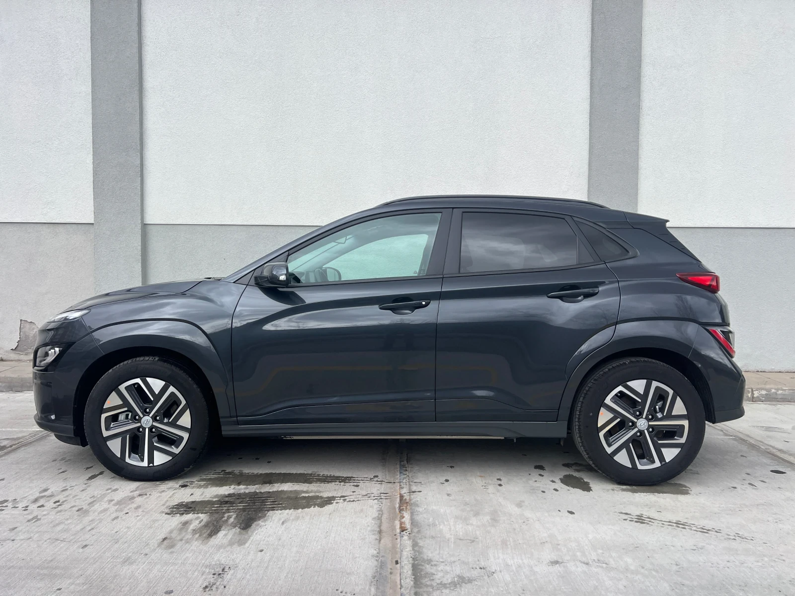 Hyundai Kona 3777km !!! БГ Гаранция !!!, снимка 3 - Автомобили и джипове - 54081142