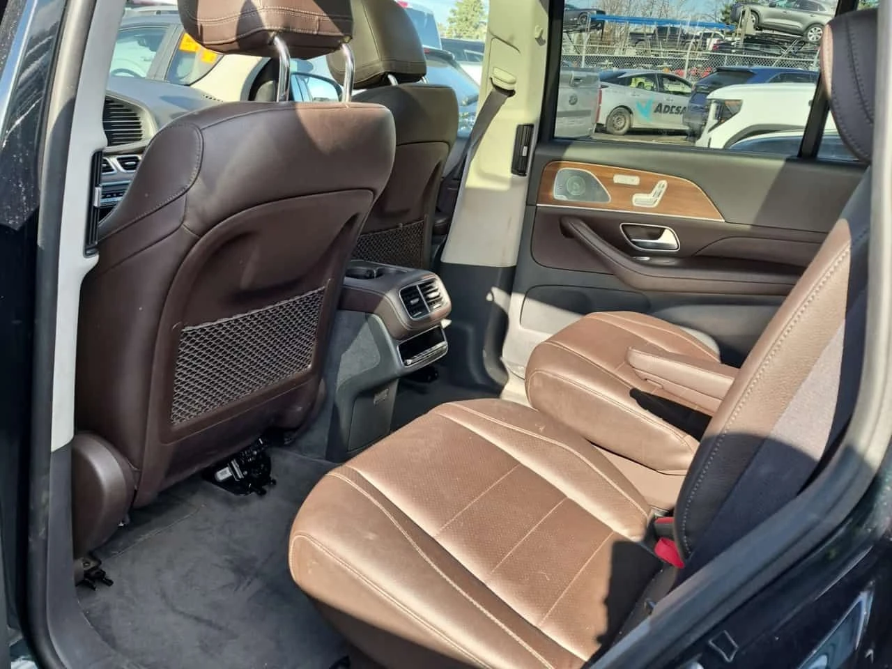 Mercedes-Benz GLS 450 2 КЛЮЧА * BURMESTER * PANO * ОБДУХВАНЕ *  CARFAX *, снимка 12 - Автомобили и джипове - 54085230