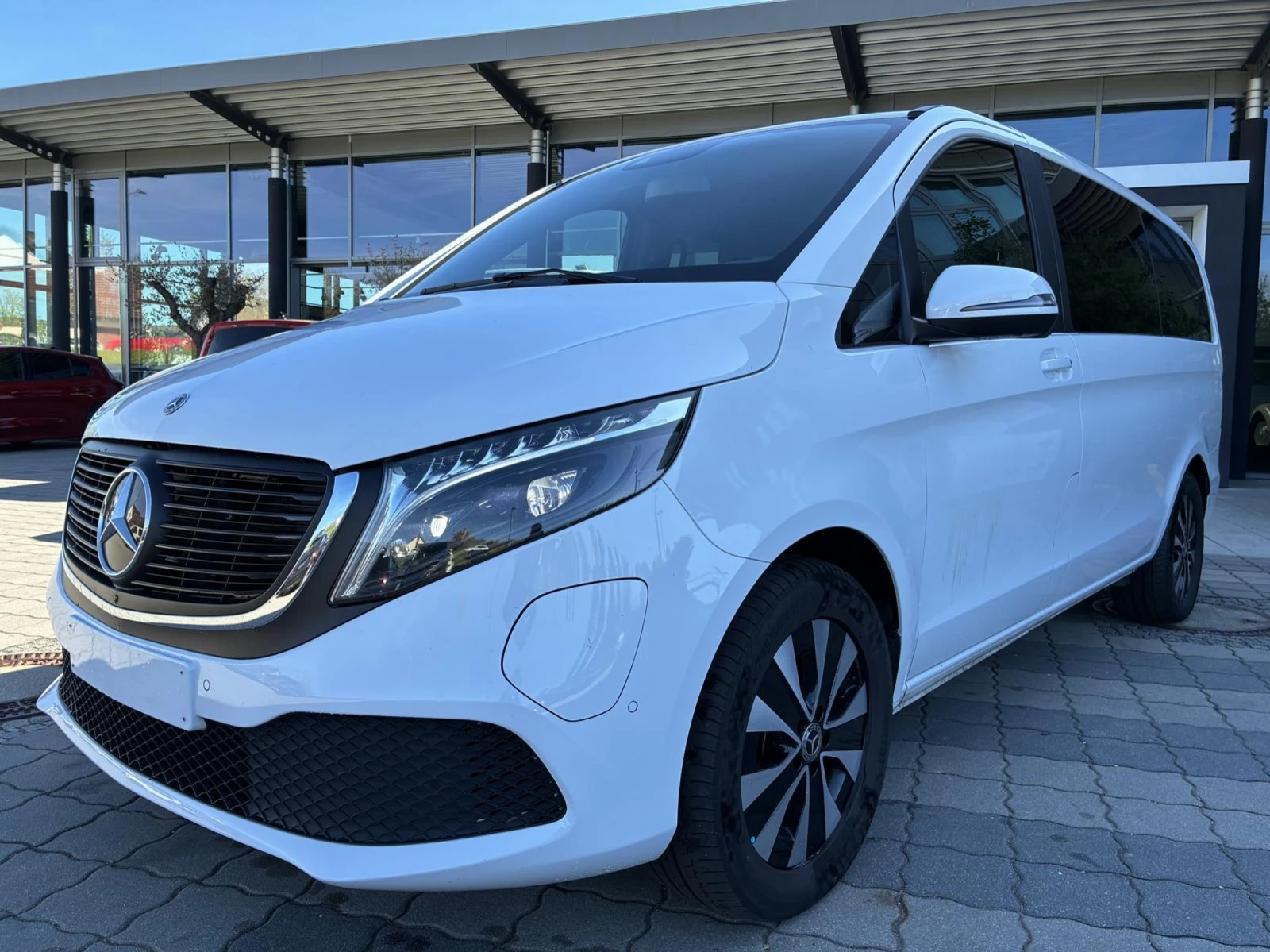 Mercedes-Benz EQV 300 - Electric  | Mobile.bg � ����������� 4
