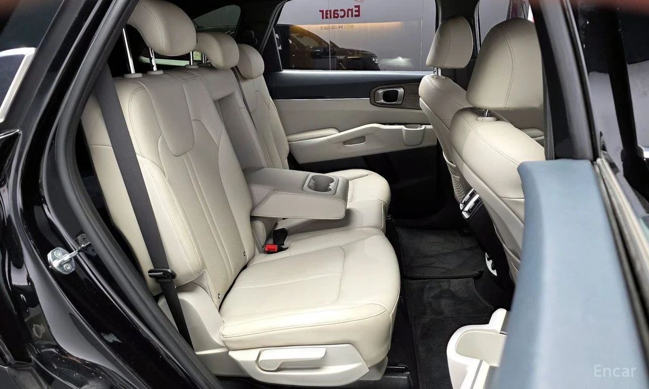 Kia Sorento HEV 1.6 2WDPresige | ОБДУХВАНЕ | KEYLESS | , снимка 13 - Автомобили и джипове - 54335902
