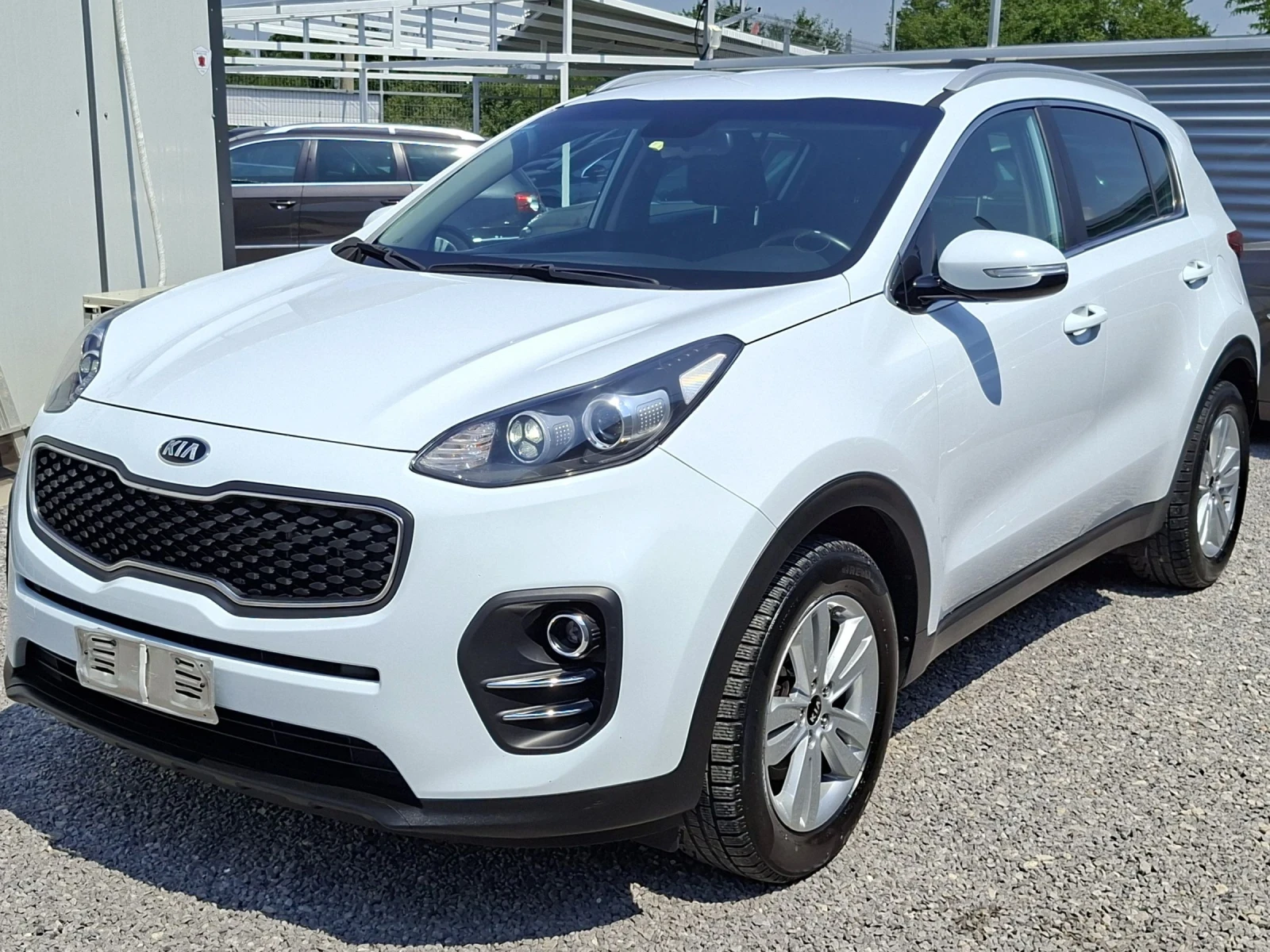 Kia Sportage ТОП СЪСТОЯНИЕ, снимка 2 - Автомобили и джипове - 55127935