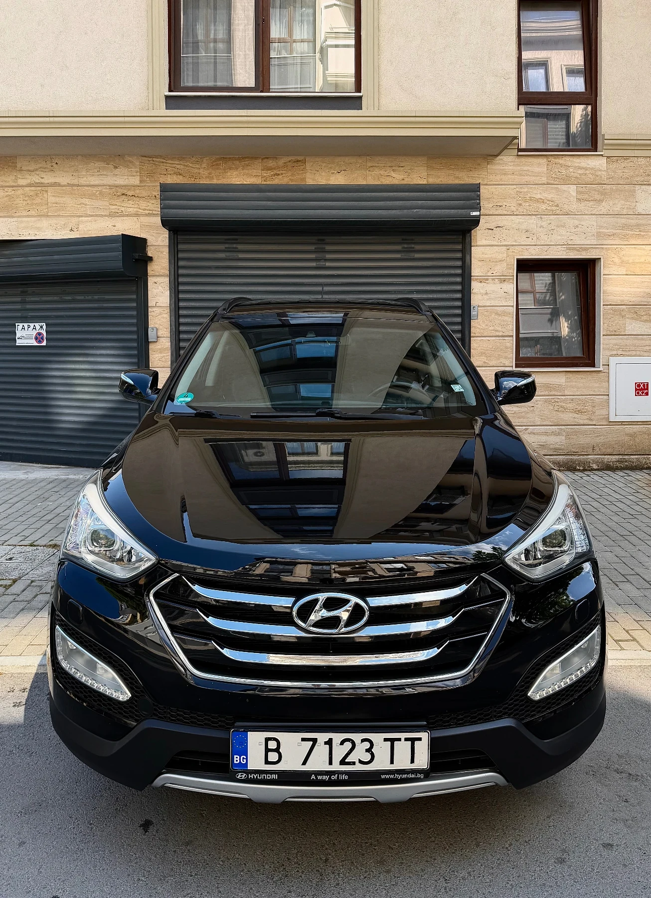 Hyundai Santa fe 2.2 CRDI 4x4 Подгреви Камера Keyless, снимка 2 - Автомобили и джипове - 55365686