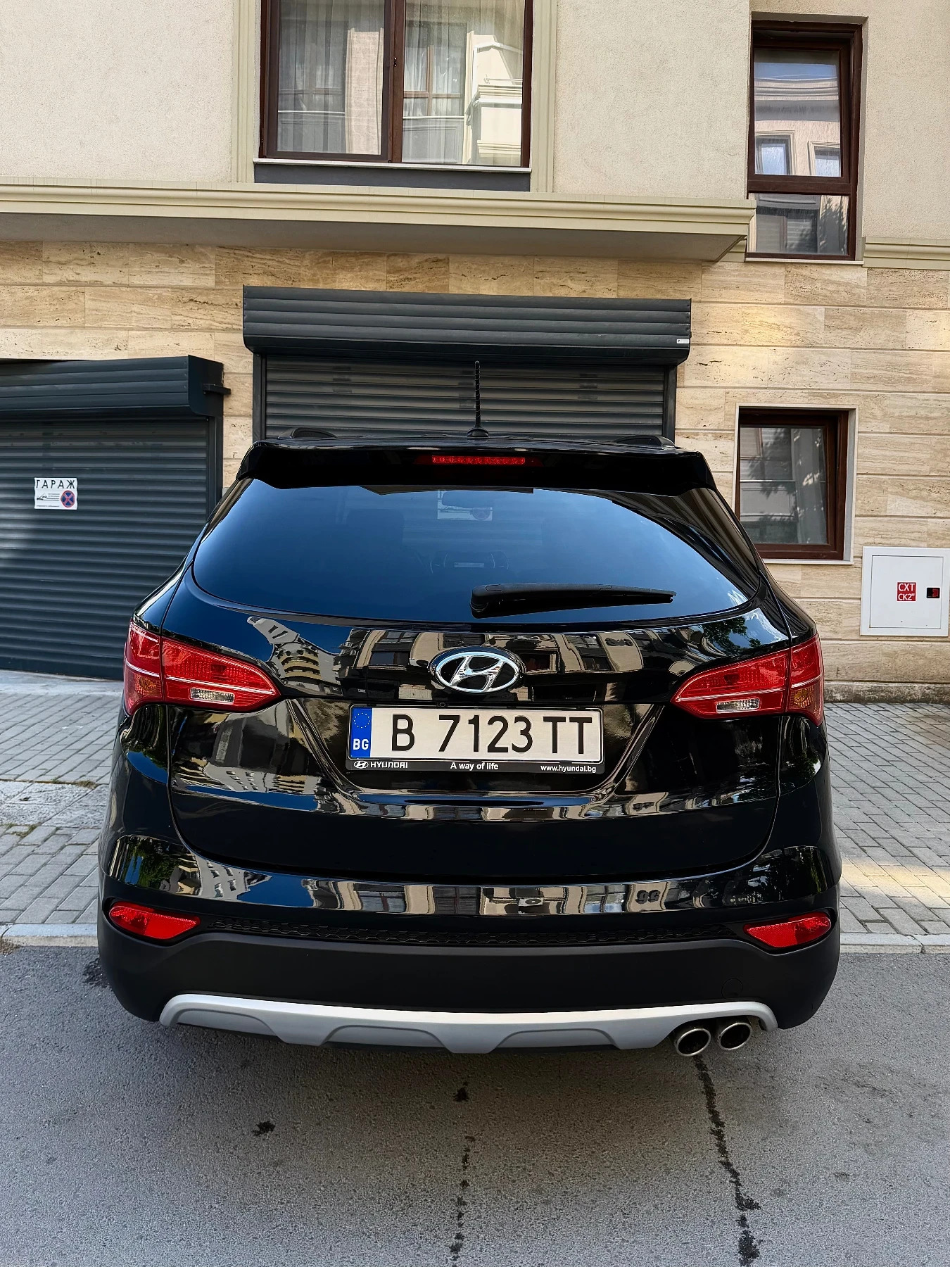 Hyundai Santa fe 2.2 CRDI 4x4 Подгреви Камера Keyless, снимка 4 - Автомобили и джипове - 55365686
