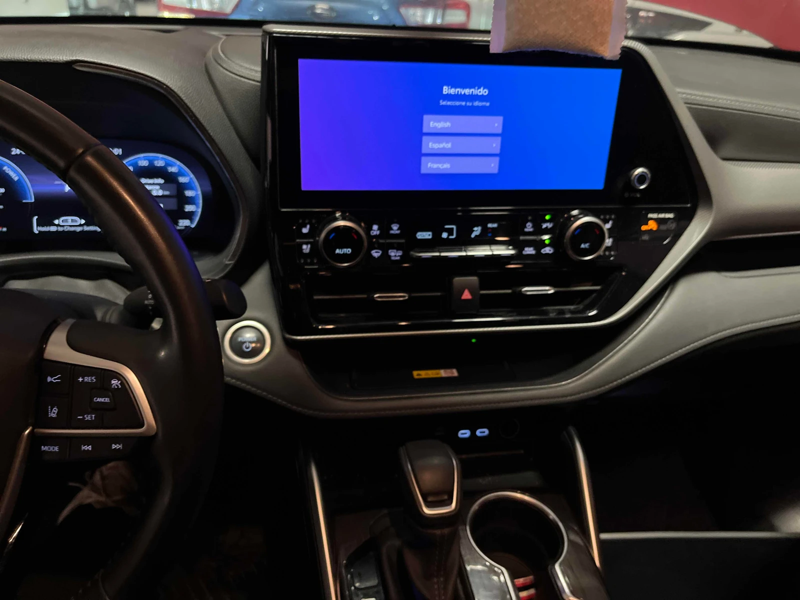 Toyota Highlander * Hybrid Limited * CARFAX *  ОПЦИЯ ЗА ФИНАНСИРАНЕ, снимка 9 - Автомобили и джипове - 55850181