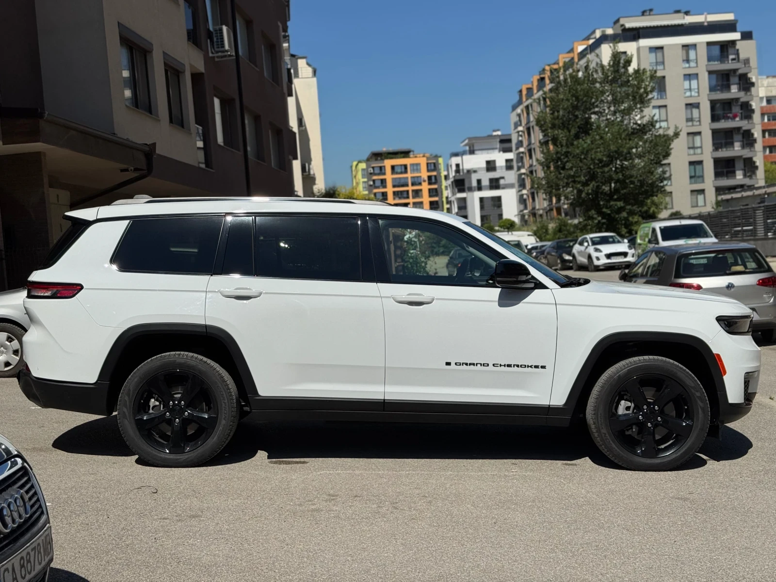 Jeep Grand cherokee  3.6 V6 Pentastar (290 Hp) 4x4, снимка 4 - Автомобили и джипове - 56243713