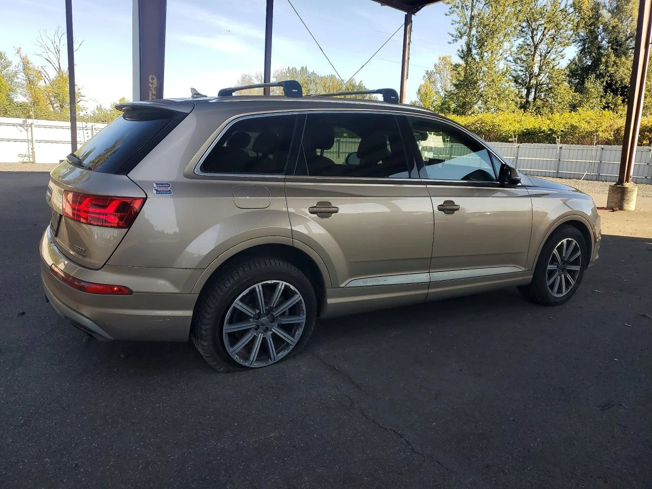 Audi Q7 3.0l Prestige, снимка 3 - Автомобили и джипове - 56350889
