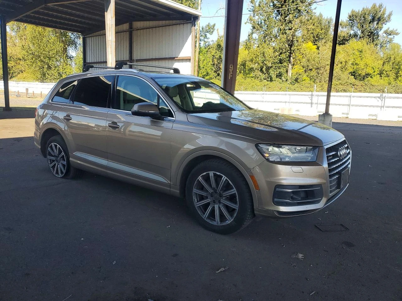 Audi Q7 3.0l Prestige, снимка 4 - Автомобили и джипове - 56350889