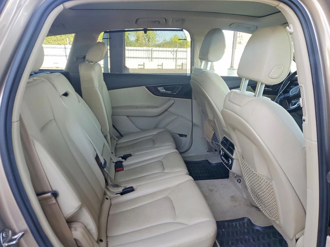 Audi Q7 3.0l Prestige, снимка 10 - Автомобили и джипове - 56350889