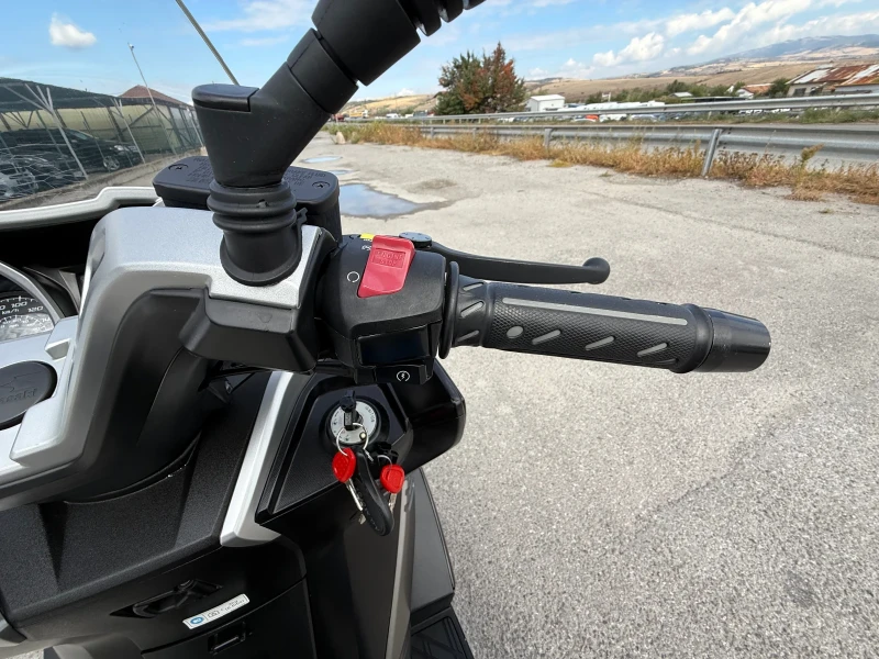 Kawasaki J300 300i-ABS-КАТО ЧИСТО НОВ, снимка 13 - Мотоциклети и мототехника - 51891577