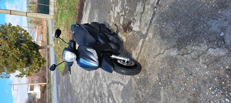 Piaggio Beverly 300, снимка 3 - Мотоциклети и мототехника - 53495147