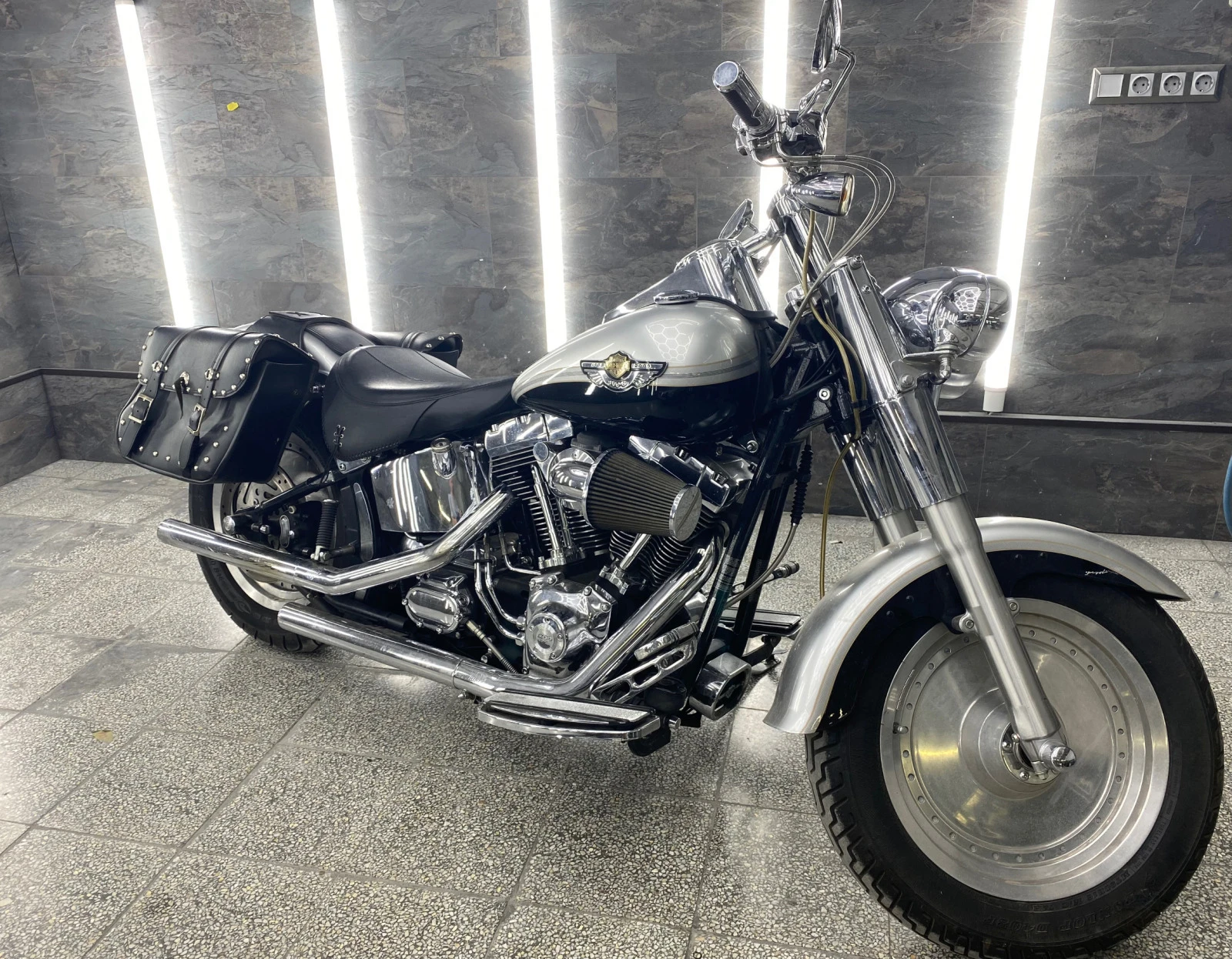 Harley-Davidson Softail FAT boy 100th Anniversary | Mobile.bg — изображение 1