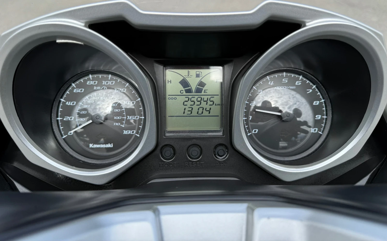 Kawasaki J300 300i-ABS-КАТО ЧИСТО НОВ - изображение 9