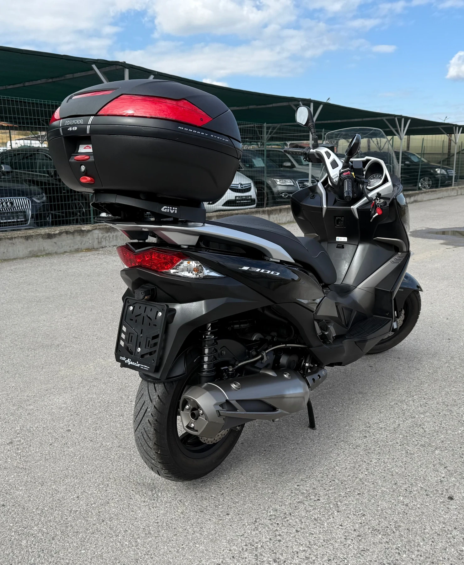 Kawasaki J300 300i-ABS-КАТО ЧИСТО НОВ - изображение 7