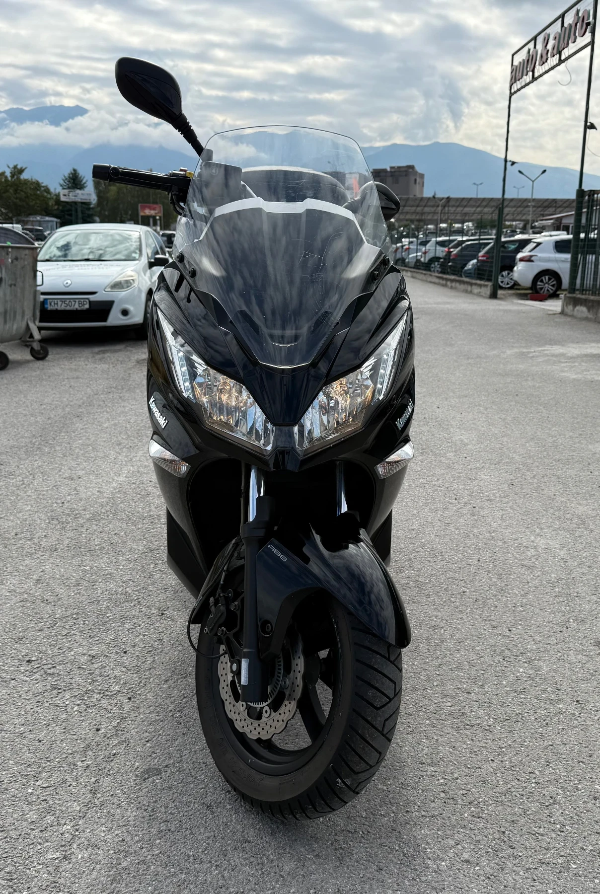 Kawasaki J300 300i-ABS-КАТО ЧИСТО НОВ - изображение 2