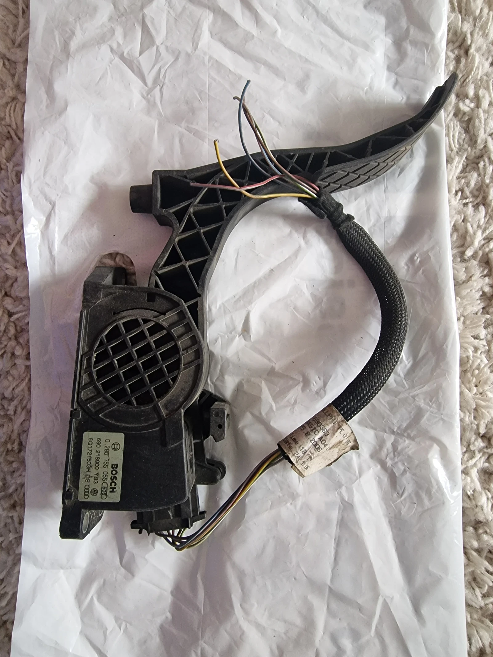 6Q1721503H ����� ��� SKODA FABIA 1.9 SDI    0 280 755 055      690218900  | Mobile.bg � ����������� 1