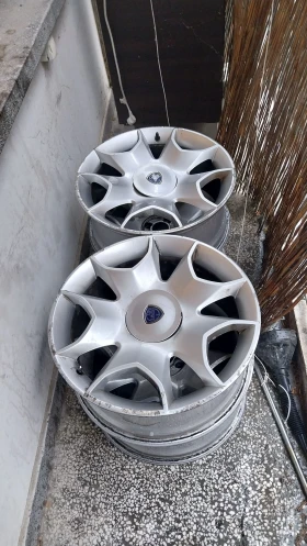 Джанти за Lancia Delta