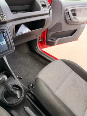 Skoda Fabia 1.2 HTP, снимка 11