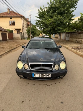 Mercedes-Benz CLK 200 COMPRESSOR ГАЗОВ ИНЖЕКЦИОН , снимка 2