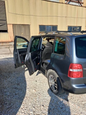VW Touran - 3000 € / 5867.49 лв. - 59069018 5