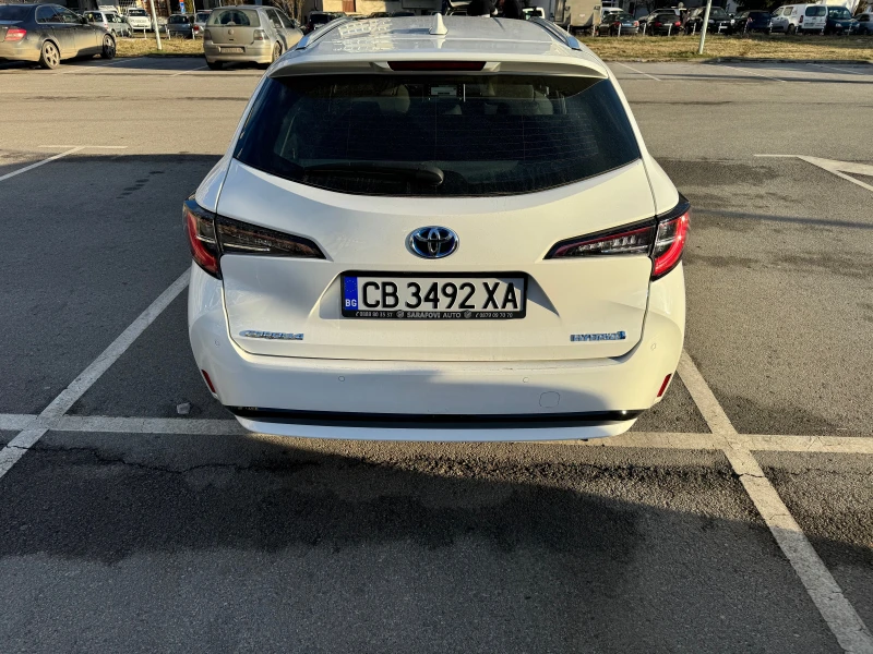 Toyota Corolla Touring Sport Hybrid, снимка 4 - Автомобили и джипове - 48825547