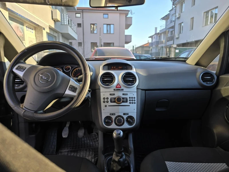 Opel Corsa 1.2, снимка 9 - Автомобили и джипове - 49064811