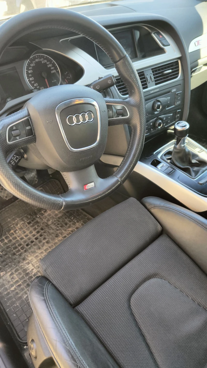 Audi A4 2.0TDI S-line , снимка 10 - Автомобили и джипове - 49389102