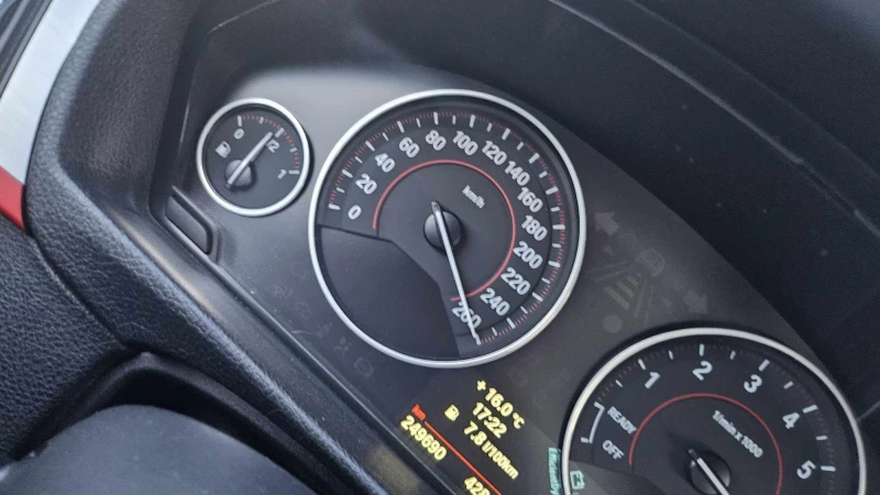 BMW 335 Xdrive, снимка 12 - Автомобили и джипове - 52437536