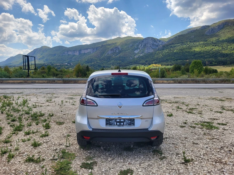 Renault Scenic 1.6dCi BOSE, снимка 4 - Автомобили и джипове - 51394844