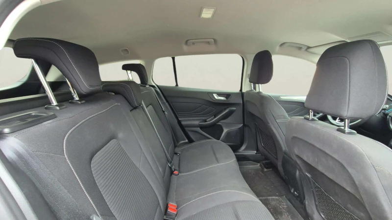 Ford Focus 1.0 EcoBoost, снимка 9 - Автомобили и джипове - 51884643