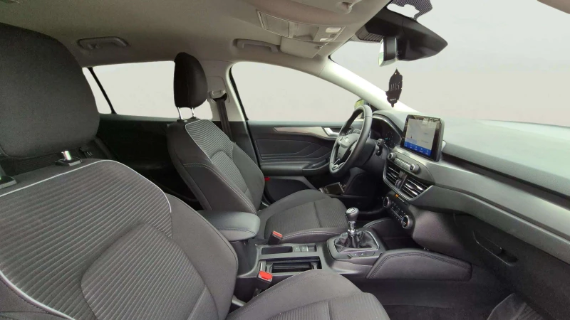 Ford Focus 1.0 EcoBoost, снимка 10 - Автомобили и джипове - 51884643