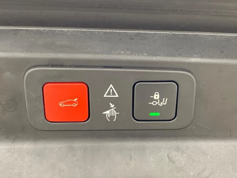 Peugeot 5008 Allure 1.2 PureTech, снимка 12 - Автомобили и джипове - 52475596