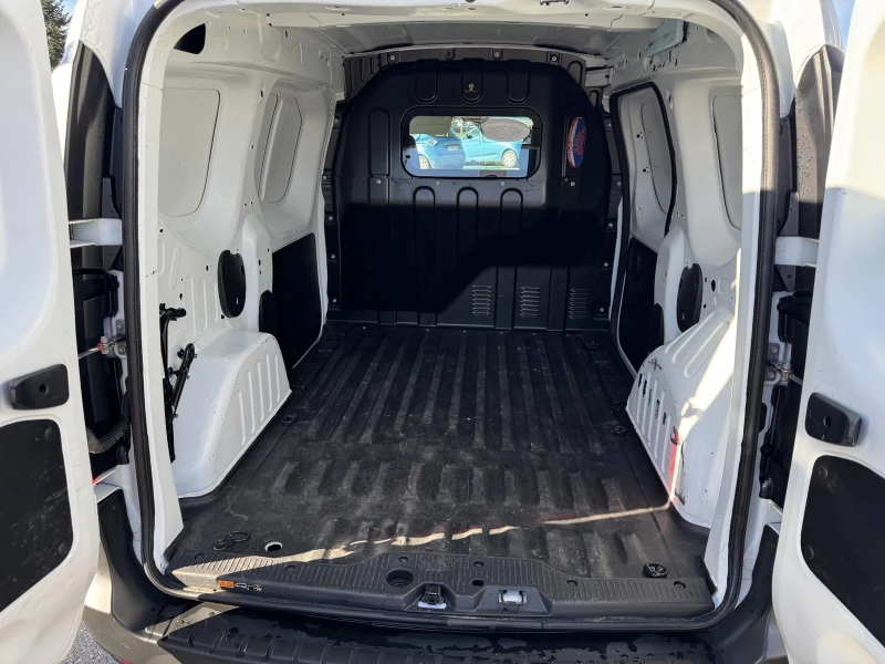 Renault Express 1.5Dci, снимка 11 - Автомобили и джипове - 52536211