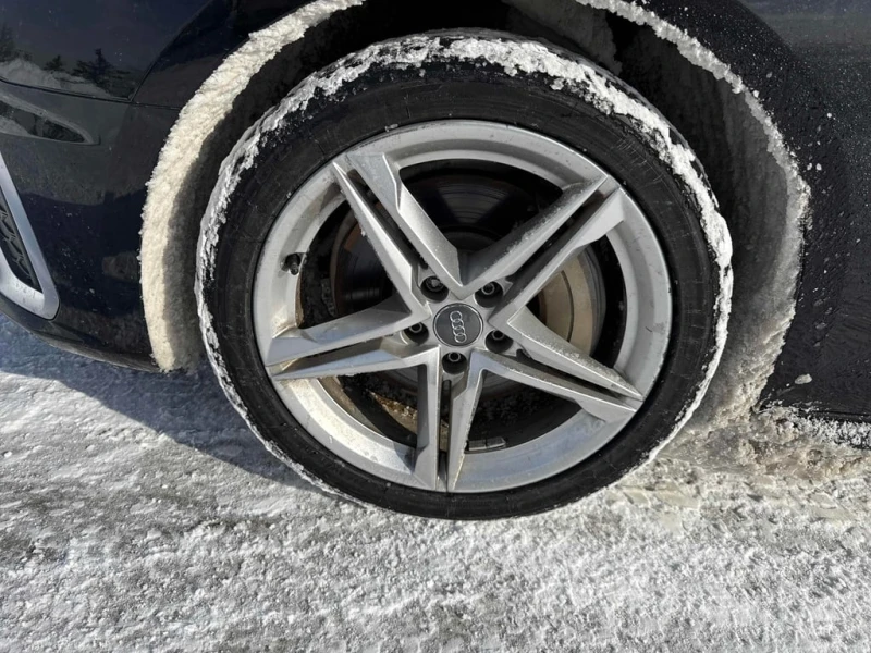 Audi A4 * Progressiv * MATRIX* S-LINE* DISTRONIC* CARFAX *, снимка 7 - Автомобили и джипове - 53249595