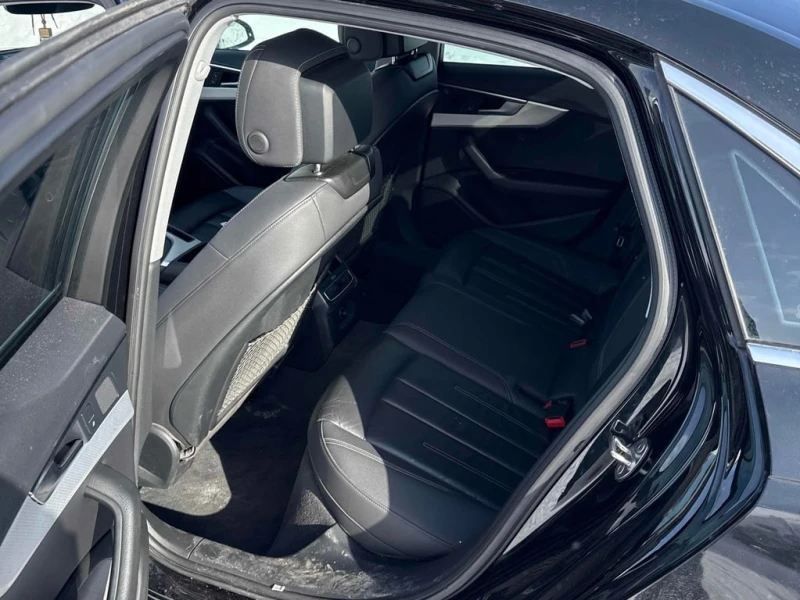 Audi A4 * Progressiv * MATRIX* S-LINE* DISTRONIC* CARFAX *, снимка 11 - Автомобили и джипове - 53249595