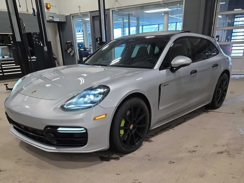 Porsche Panamera 4  CARFAX