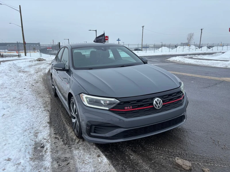 VW Jetta GLI S FWD* АвтоКредит* (Цена до БГ) , снимка 4 - Автомобили и джипове - 53448264