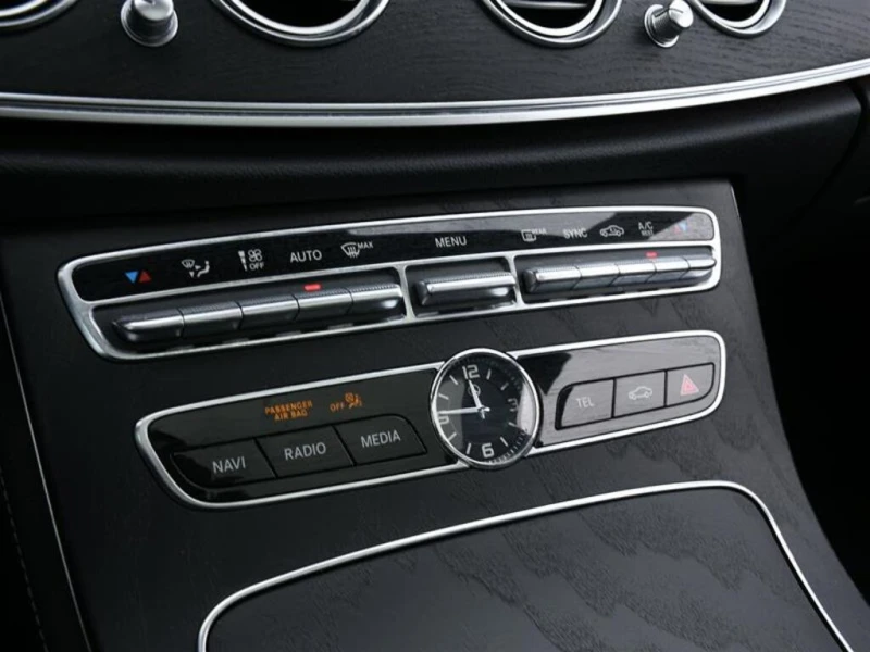 Mercedes-Benz E 450 19200km! * Фиксирана цена до БГ * От Mercedes * , снимка 14 - Автомобили и джипове - 53559272